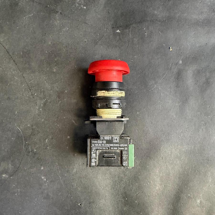 Used SQUARE D DA10 RED PUSHBUTTON ($15 OBO)