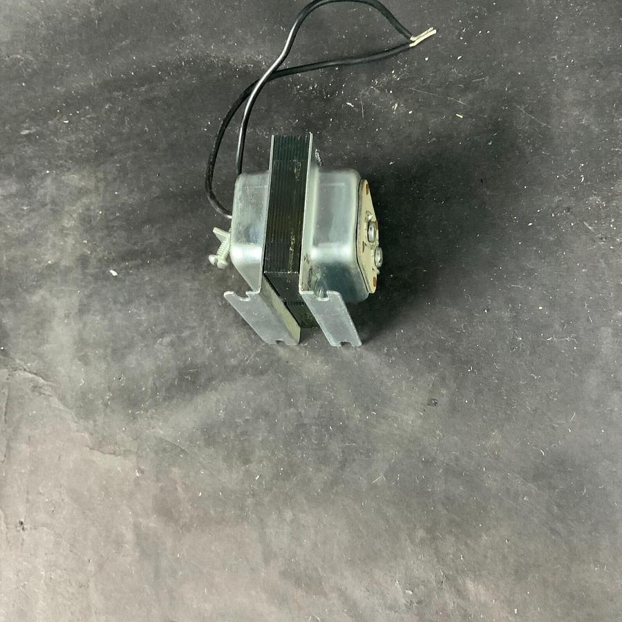 Used EDWARDS TRANSFORMER 590 TRANSFORMER ($10 OBO)
