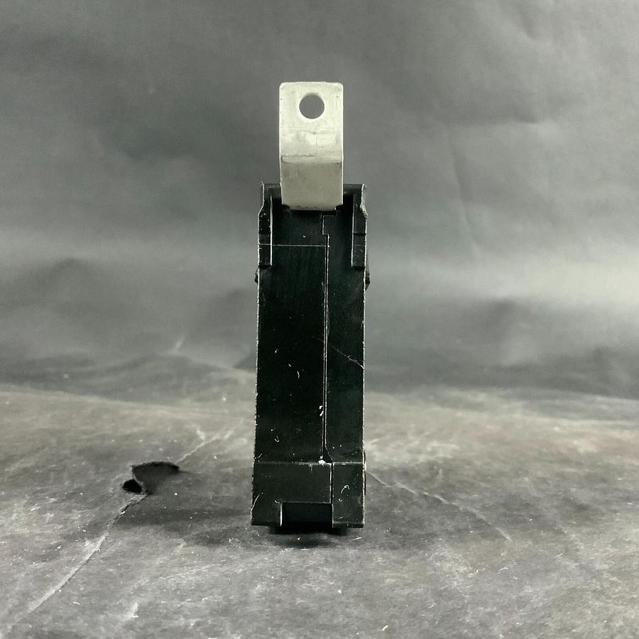 Used SIEMENS ITE NE-2605 CIRCUIT BREAKER ($7 OBO)