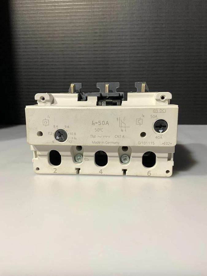 Used SIEMENS 3VL9205-7DC30 ($149.99 OBO)