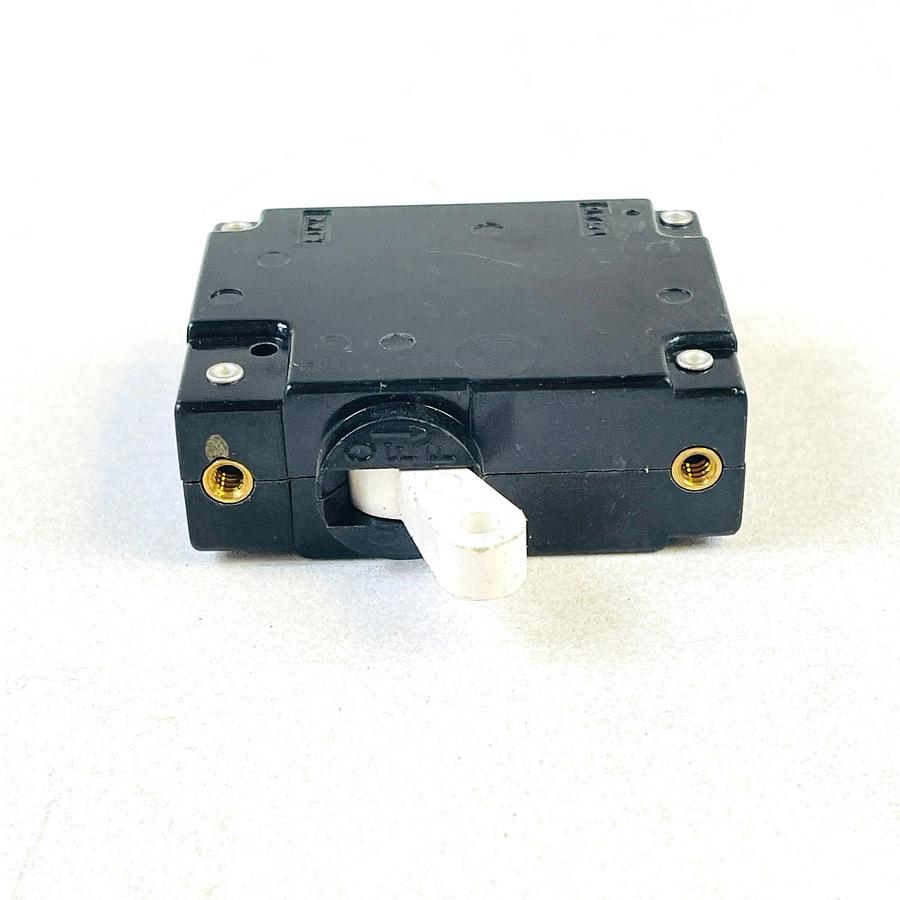 Used POTTER & BRUMFIELD W67-X2Q12-10 CIRCUIT BREAKER 1-POLE 10A 277VAC CURVE 2 USA