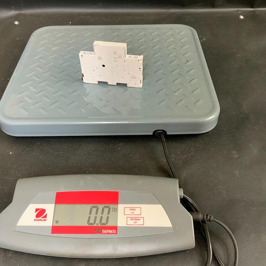 Used GENERAL ELECTRIC GPAC11LLA AUX CONTACT BLOCK IEC 690V ($15 OBO)