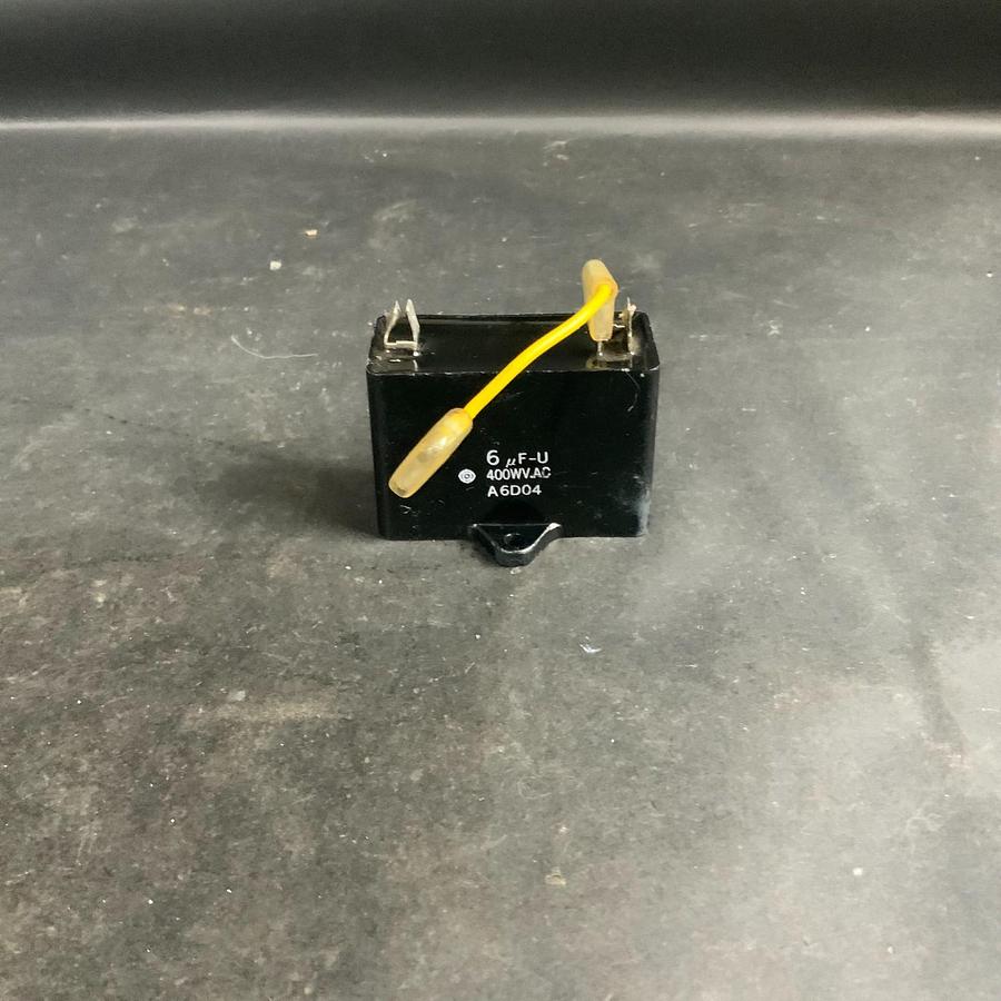 Used Unbranded A6D04 6uF 400VAC MOTOR RUN CAPACITOR ($10 OBO)
