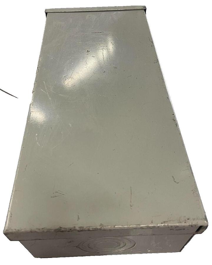 Used MURRAY 200A, 240V Circuit Breaker Enclosure Cat No. LW200VR ($149.99 OBO!!!)