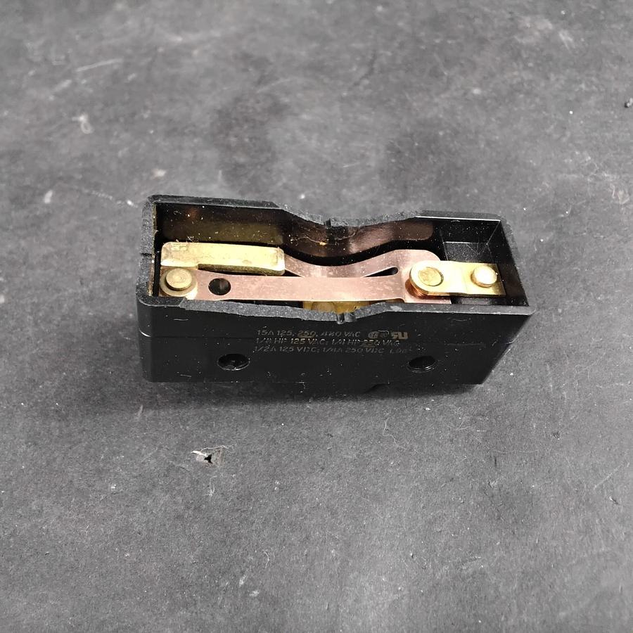 Used CLIPPARD ES-1 LIMIT SWITCH ($8 OBO)