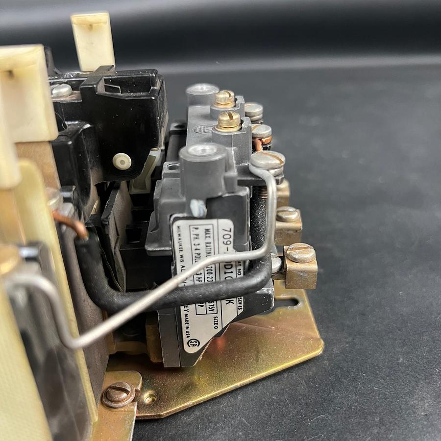 Used ALLEN BRADLEY 709-MOD103 SER K STARTER ($165 OBO)