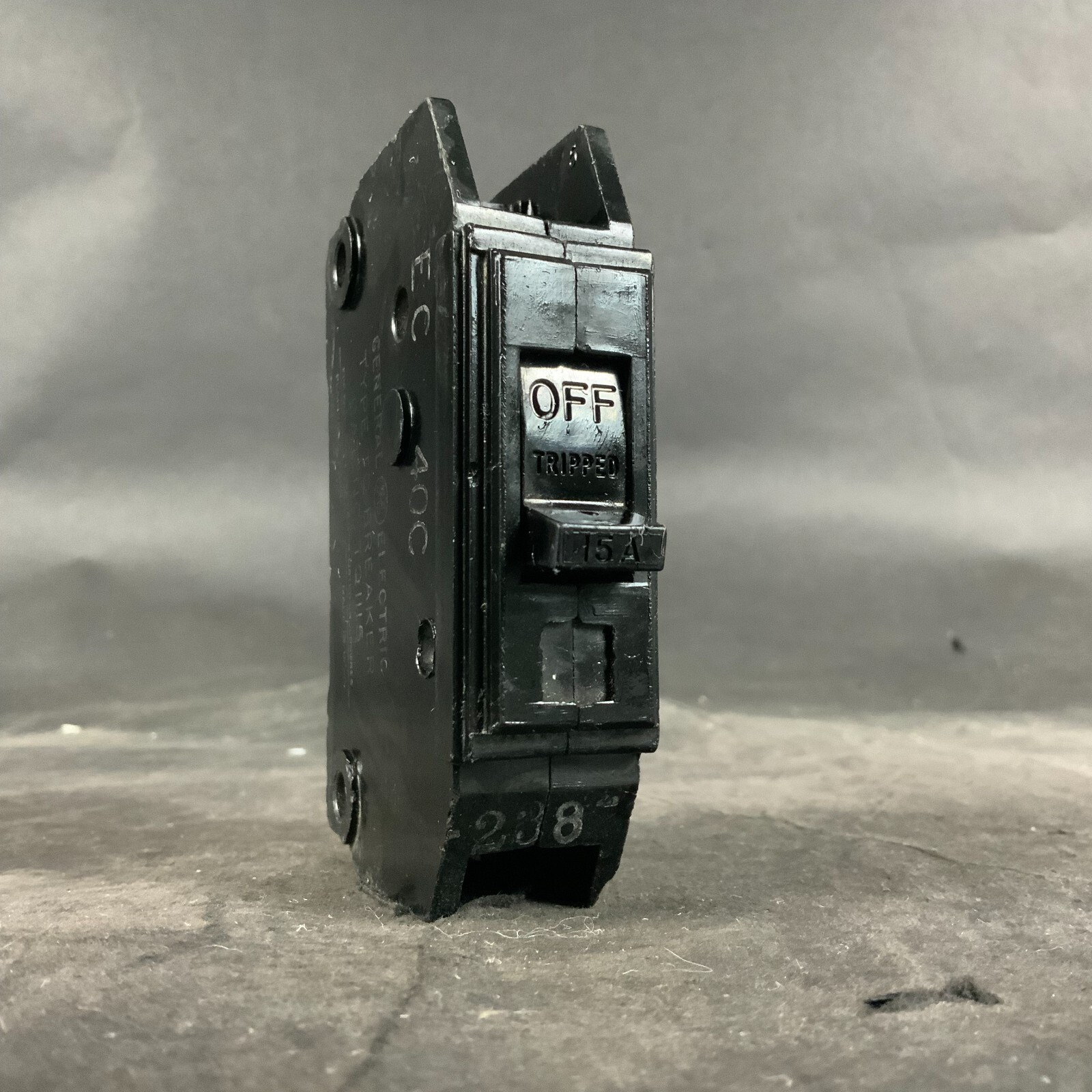 Used GENERAL ELECTRIC TQ1115 CIRCUIT BREAKER ($10 OBO)