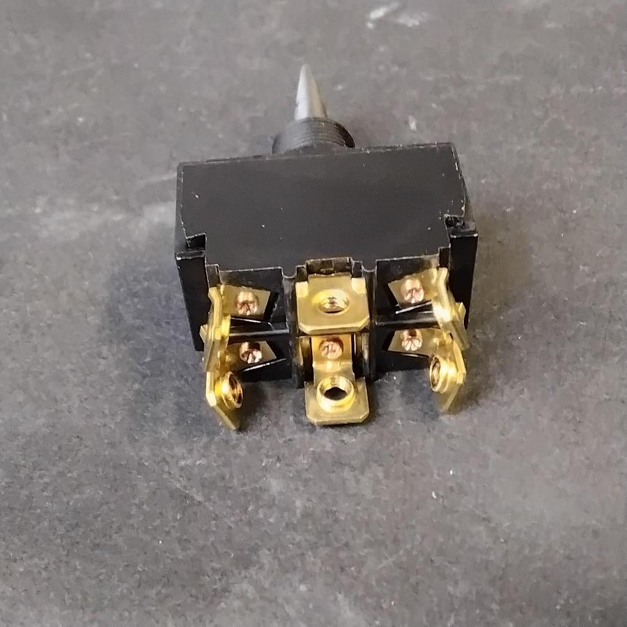 Used CARLING E60272 / LR39145 MOMENTARY TOGGLE SWITCH ($10.50 OBO)