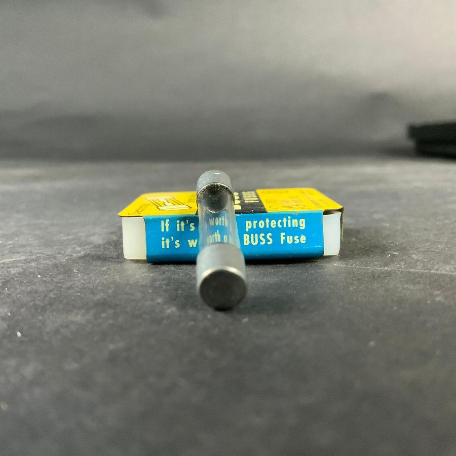 BUSSMANN AGC-1/4 FUSE - SET OF 5 ($6.50 OBO)