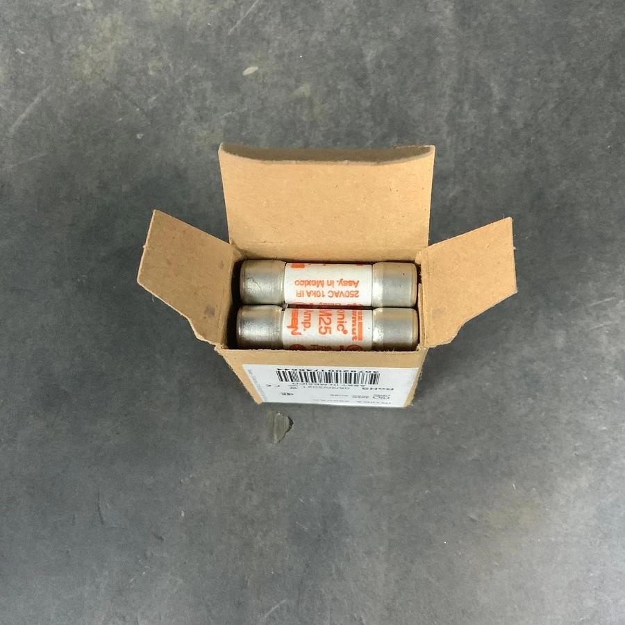 Used FERRAZ SHAWMUT TRM25 FUSE - QTY 10 ($30 OBO)