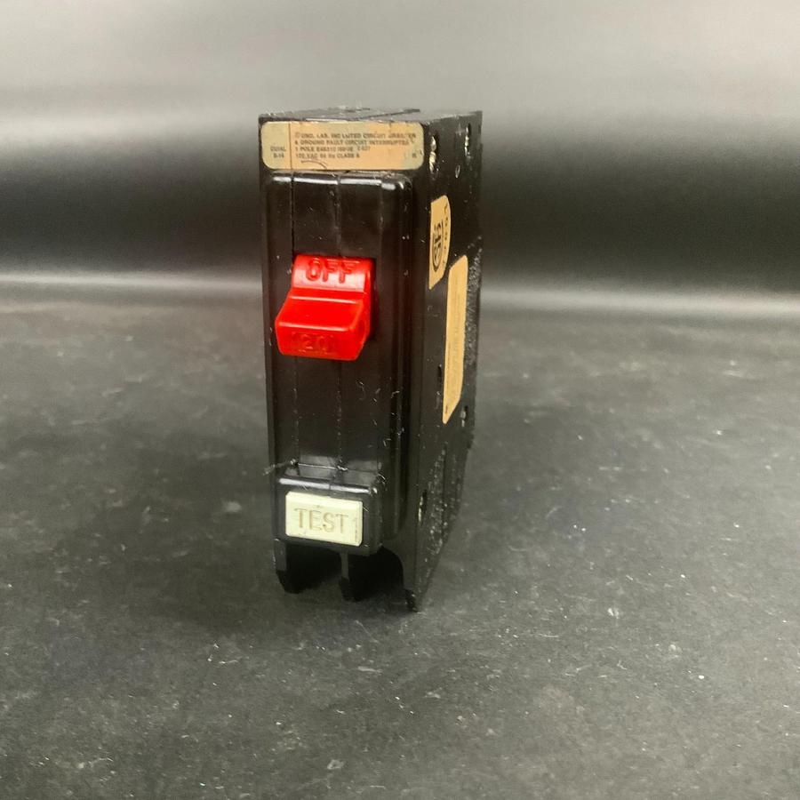 Used CHALLENGER HAGF20 CIRCUIT BREAKER ($15 OBO)