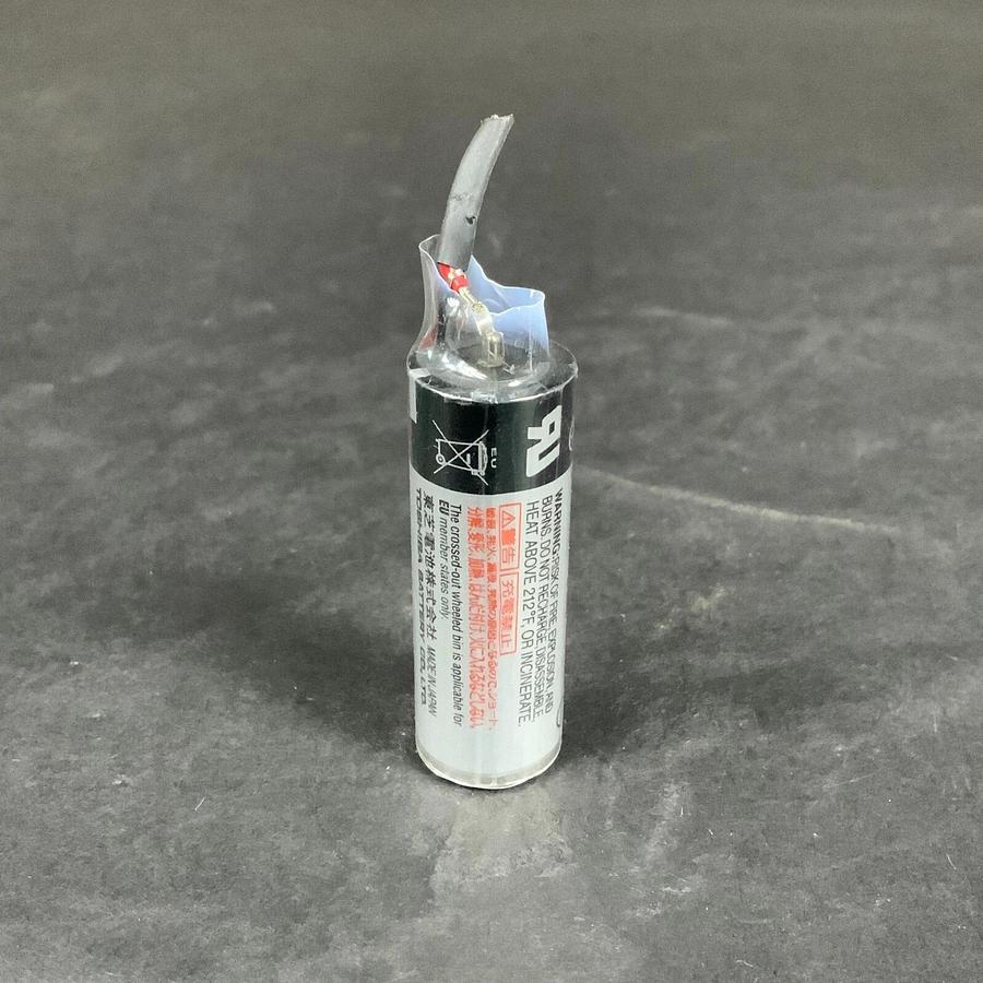 TOSHIBA ER17500 3.6V LITHIUM BATTERY - NEW ($12 OBO)