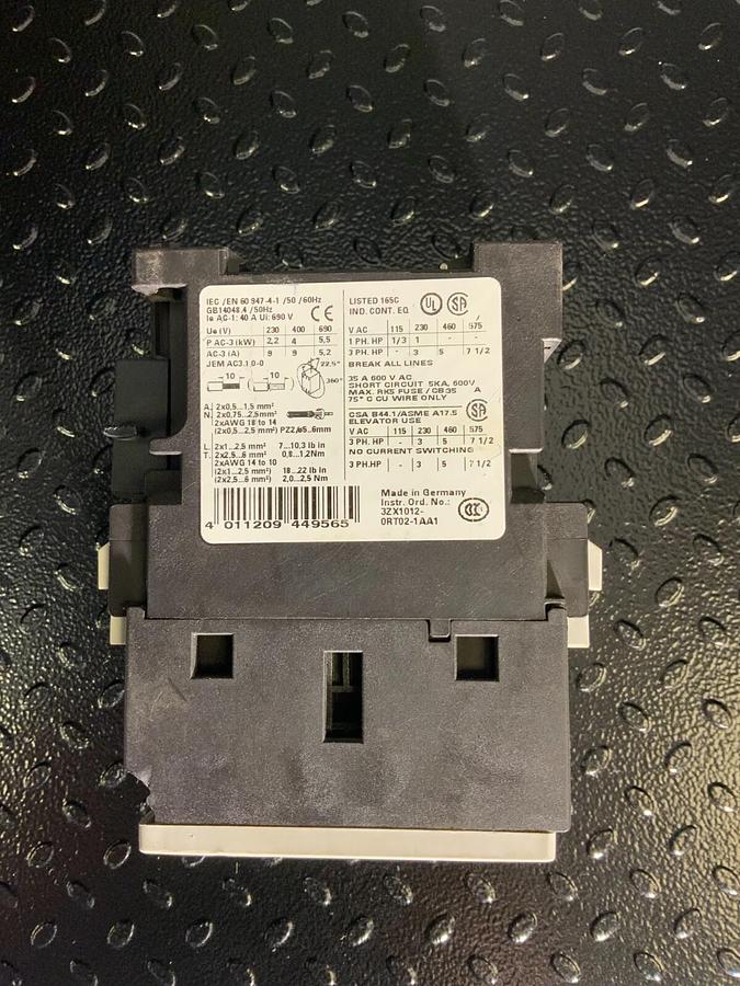 Used SIEMENS 3RT1023-1BB40 ($129.99/EACH OBO)