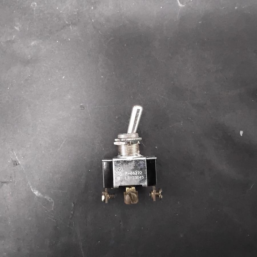 Used GARDNER BENDER GSW-11 TOGGLE SWITCH ($6 OBO)