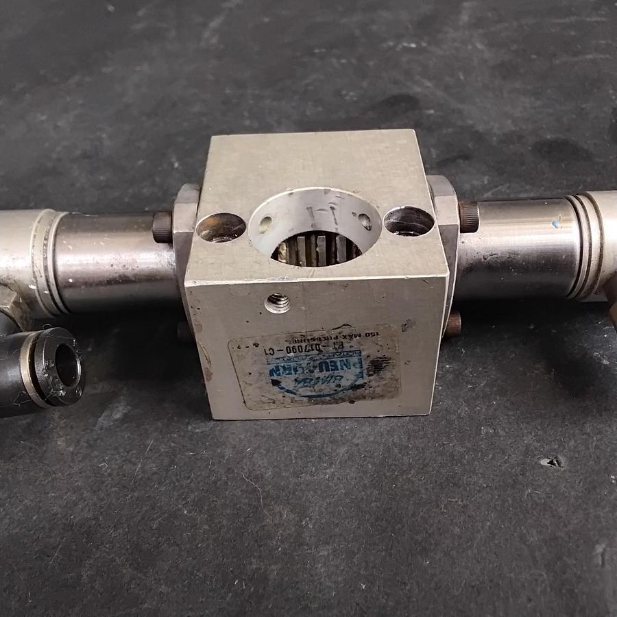 Used BIMBA PT-D17090-C1 PNEU-TURN ROTARY ACTUATOR ($45 OBO)