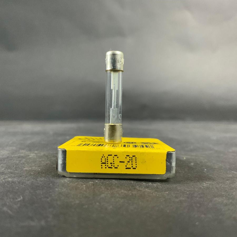 Used BUSSMANN AGC-20 FUSE - SET OF 4 ($5 OBO)