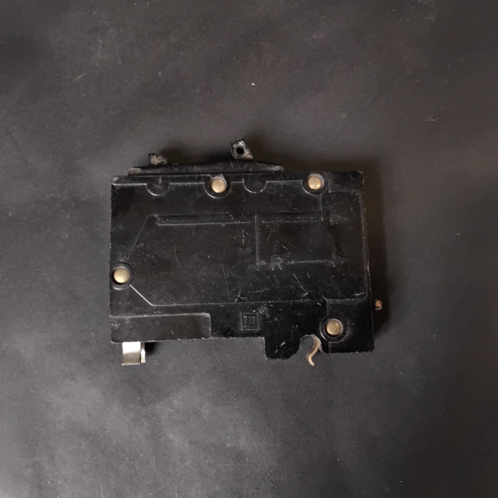 Used SQUARE D QOT1515 15AMP CIRCUIT BREAKER ($17 OBO)