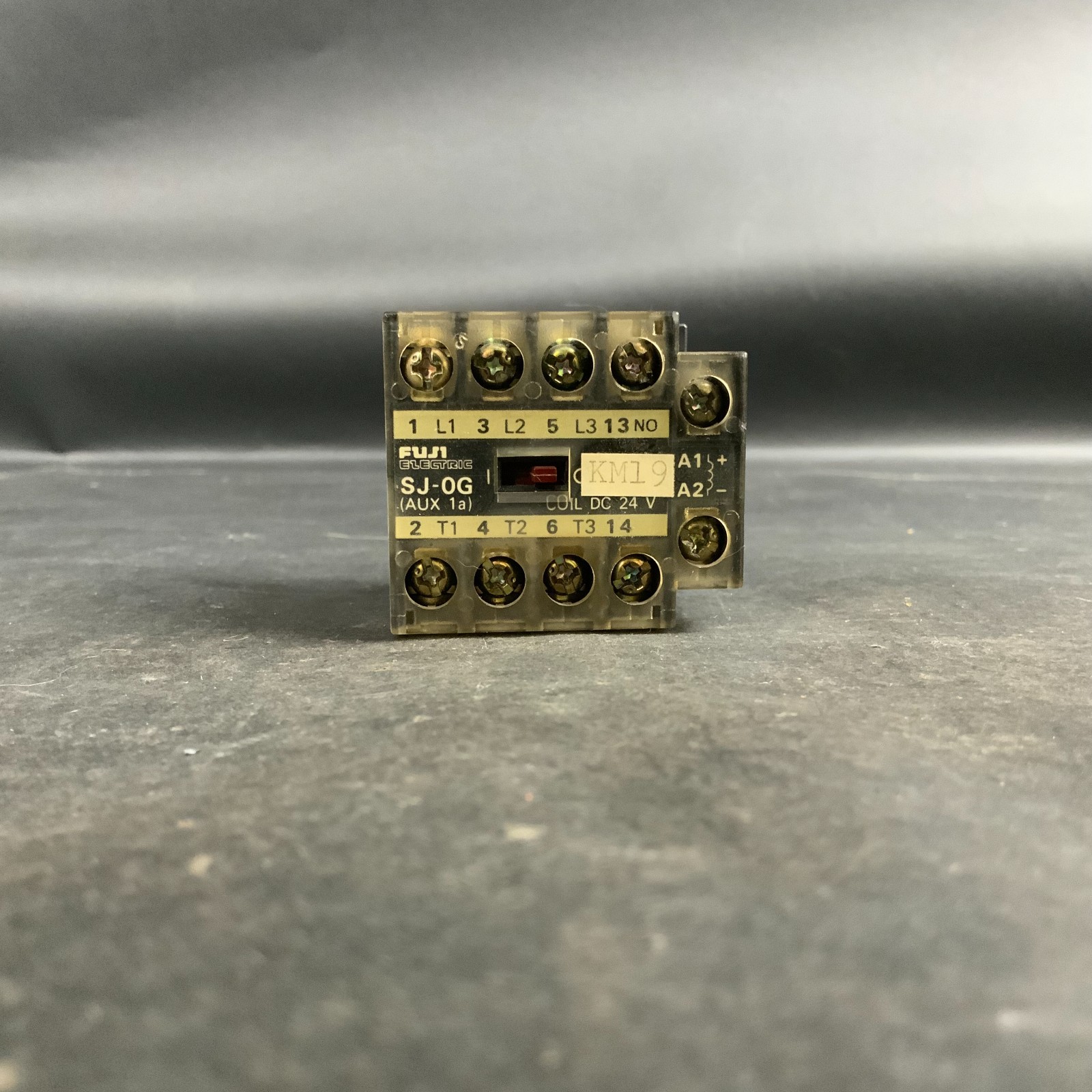 Used FUJI ELECTRIC SJ-O6 MAGNETIC CONNECTOR ($45 OBO)