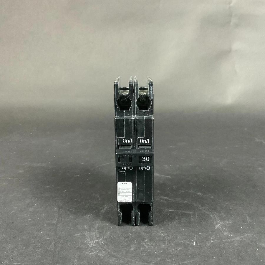 EATON QCR2030HT BREAKER - NEW IN BOX ($25 OBO)