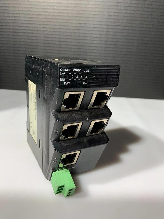 Used OMRON W4S1-05B SWITCHING HUB ($149.99 OBO!!!)