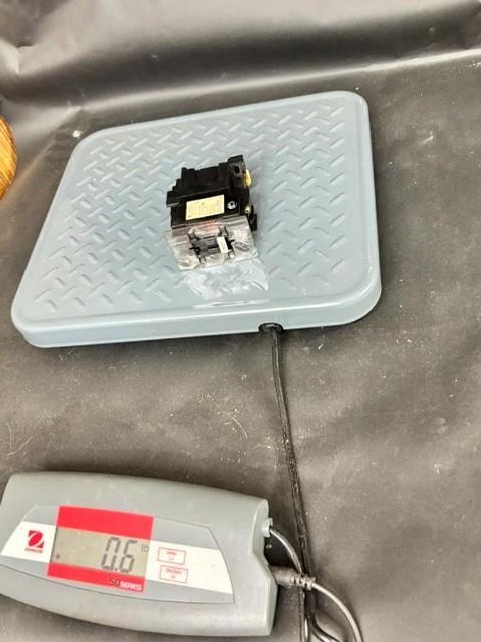 Used MITSUBISHI S-K11 CONTACTOR