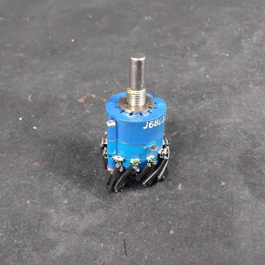 Used COLE M3786/4 ROTARY SWITCH ($10 OBO)