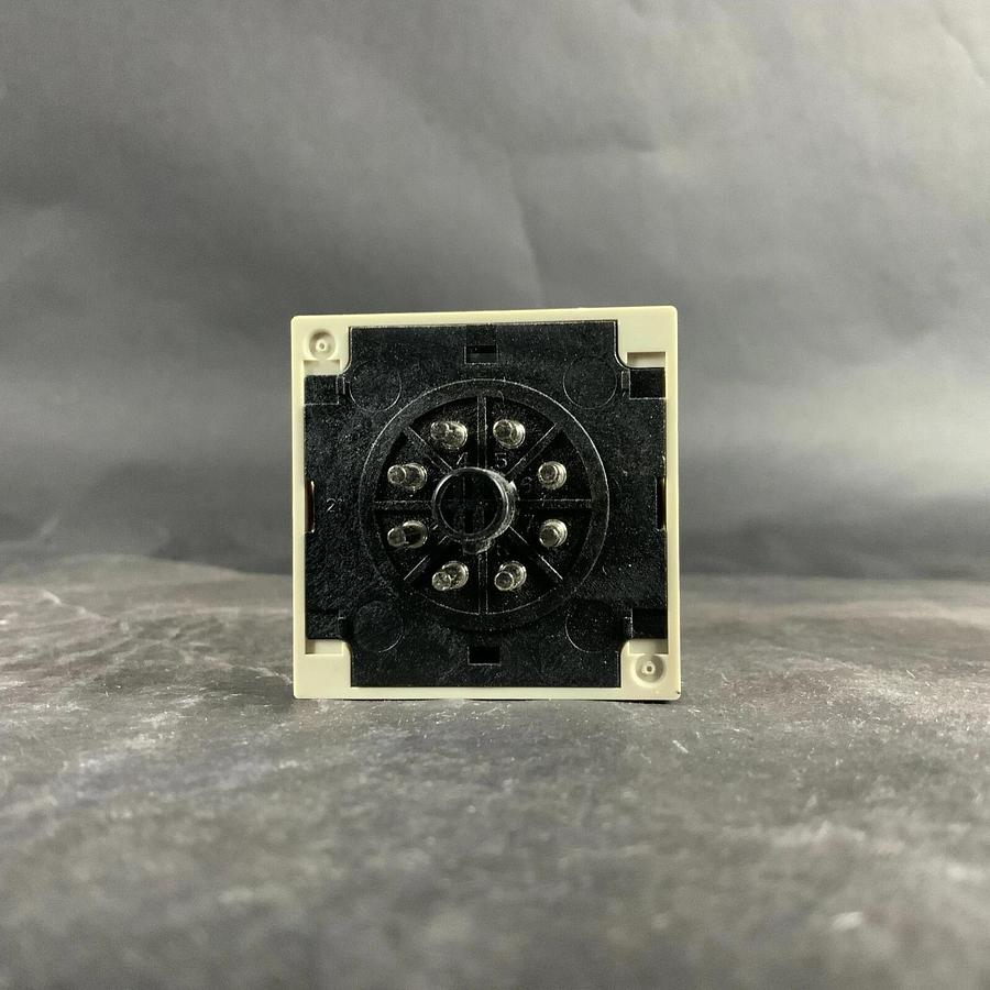 OMRON H3CA-8 SOLID STATE TIMER ($130 OBO)