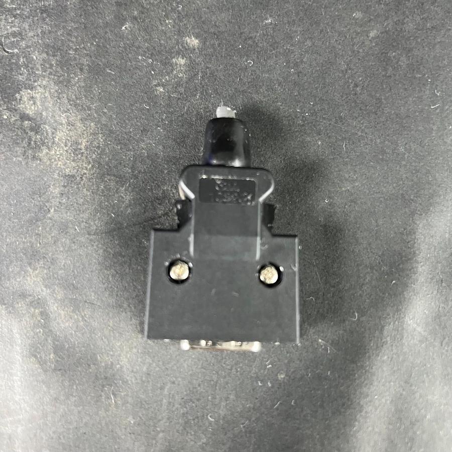 Used 3M 10320 CONNECTOR ($10 OBO)