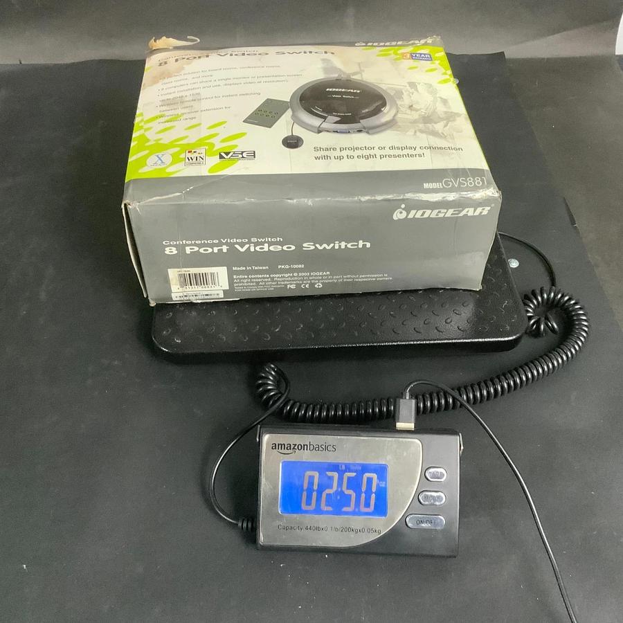 Used IOGEAR GVS881 8 PORT CONFERENCE VIDEO SWITCH ($25 OBO)