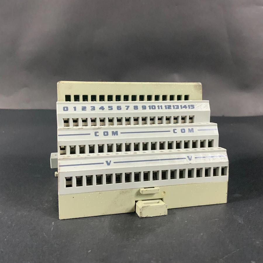 Used ALLEN BRADLEY 1794-IV16 INPUT MODULE ($30 OBO)