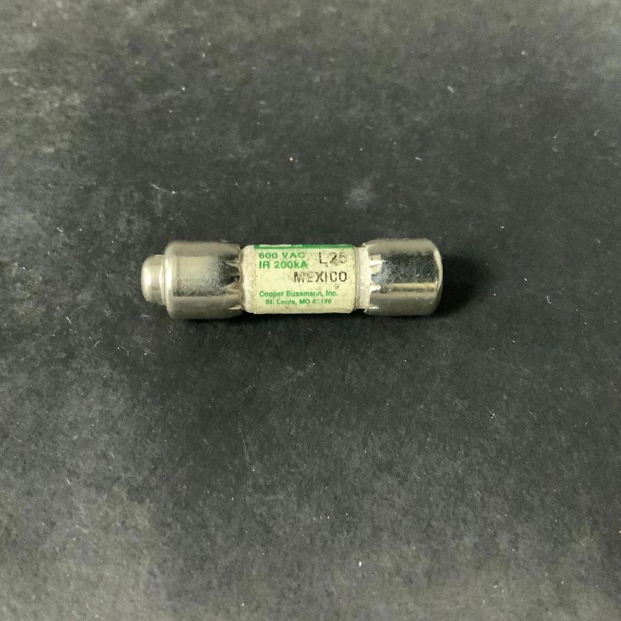 Used BUSSMANN FNQ-R-1/4 TIME DELAY FUSE ($3 OBO)