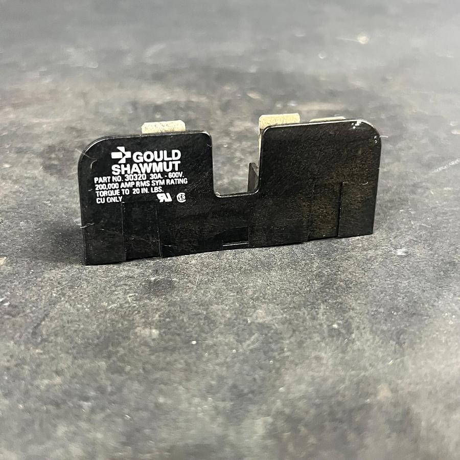 Used GOULD SHAWMUT 30320 FUSE HOLDER ($8 OBO)