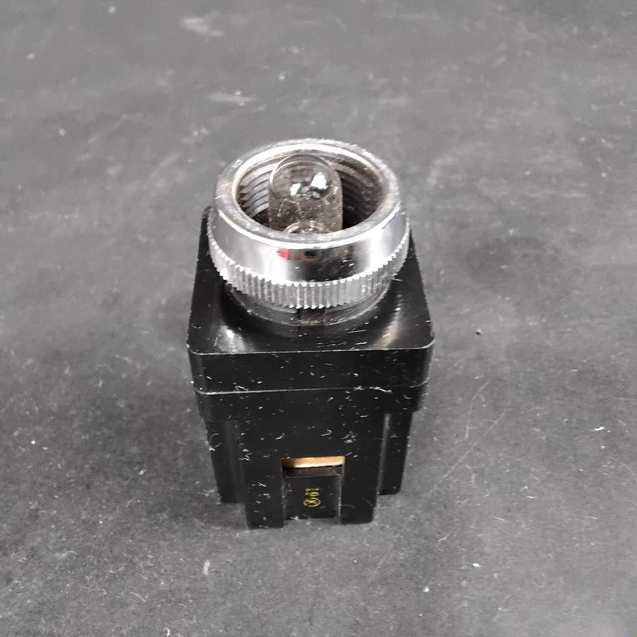 Used FUJI ELECTRIC RCa470-ZM.T PILOT LAMP ($16 OBO)