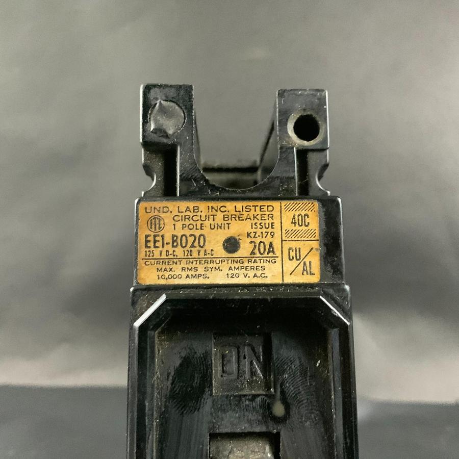 Used SIEMENS EE1-B020 CIRCUIT BREAKER ($25 OBO)