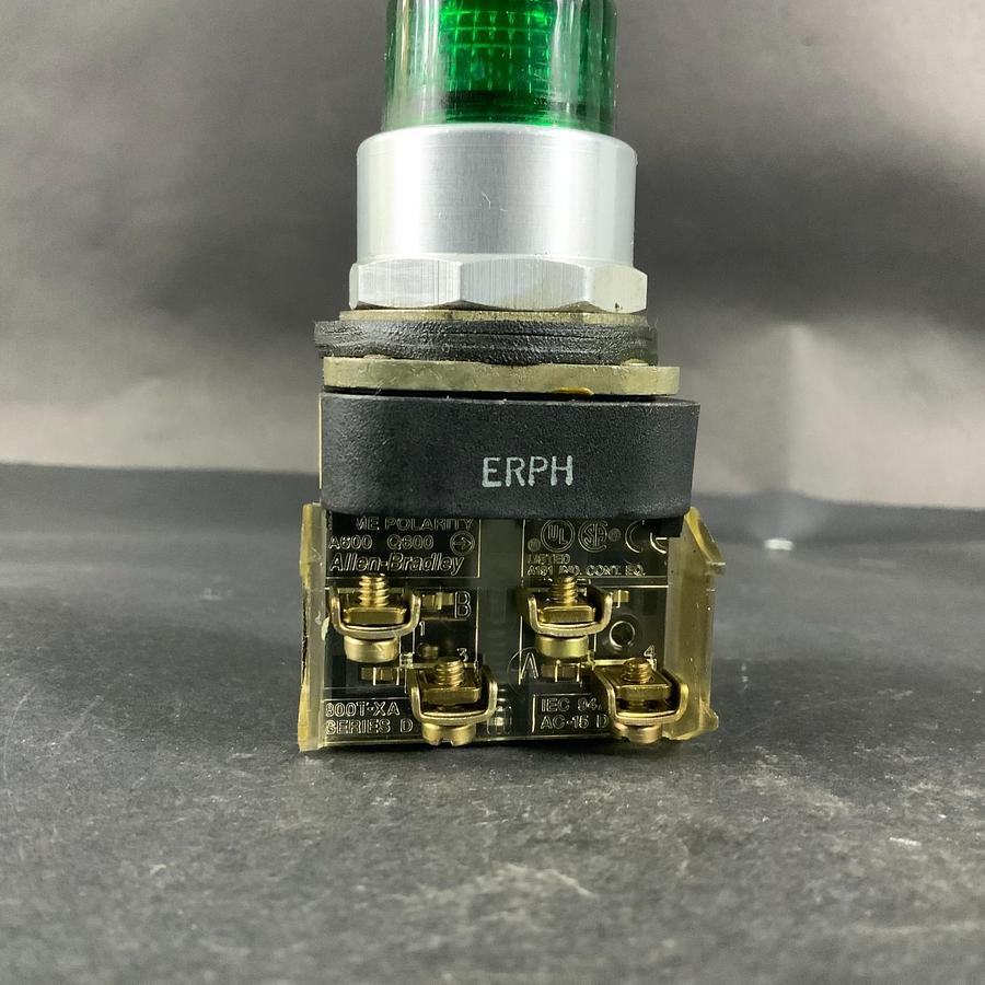 Used ALLEN BRADLEY 800T-PB16 GREEN PUSH BUTTON ($30 OBO)