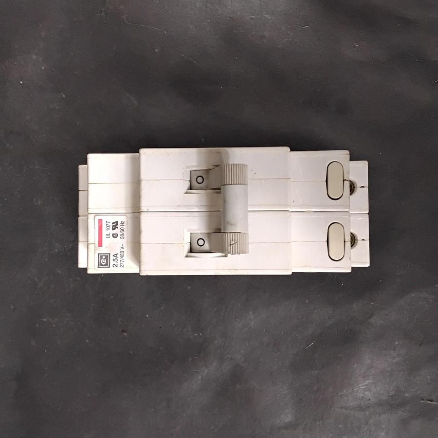 Used CUTLER-HAMMER SPHM2RM02R6 SUPPLEMENTARY PROTECTOR ($16 OBO)