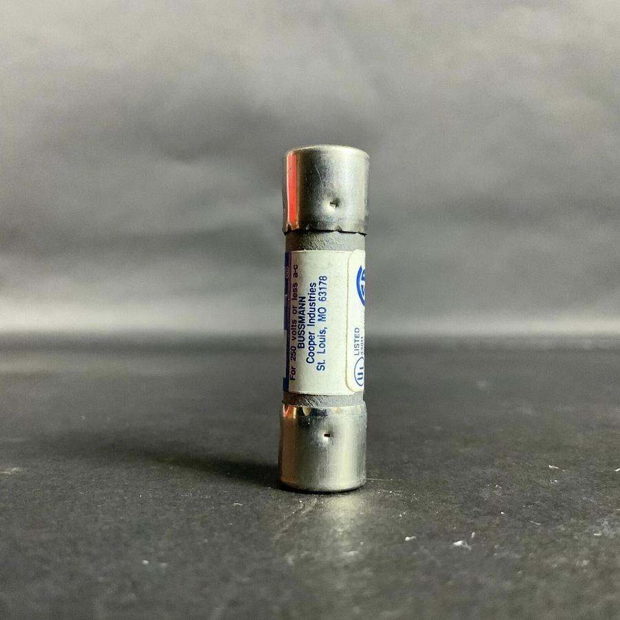 BUSSMANN FNA-1/2 PIN INDICATOR FUSE - SET OF 4 ($10 OBO)