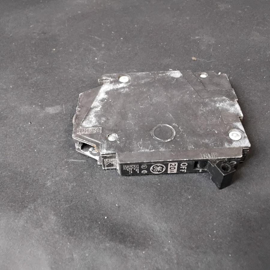 Used GENERAL ELECTRIC THQB120 CIRCUIT BREAKER ($8 OBO)
