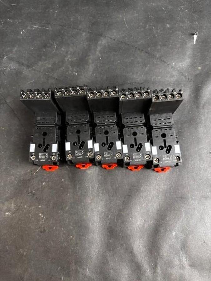 Used SCHNEIDER ELECTRIC RXZE2S114M RELAY SOCKET - GROUP OF 5 ($30 OBO)