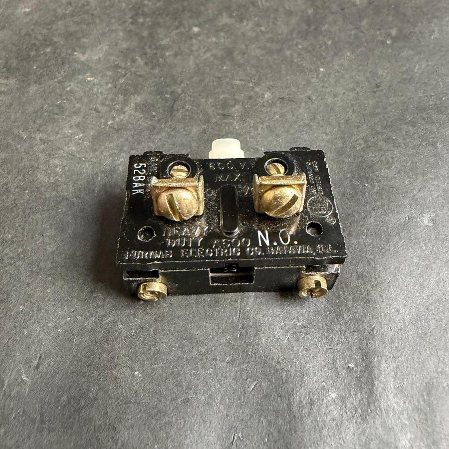 Used FURNAS 52BAK OIL TIGHT CONTACT BLOCK ($15 OBO)