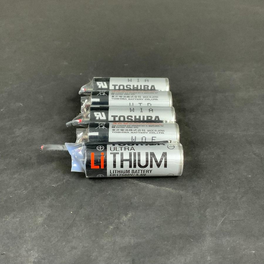 Used TOSHIBA ER17500 3.6V LITHIUM BATTERY - NEW ($12 OBO)