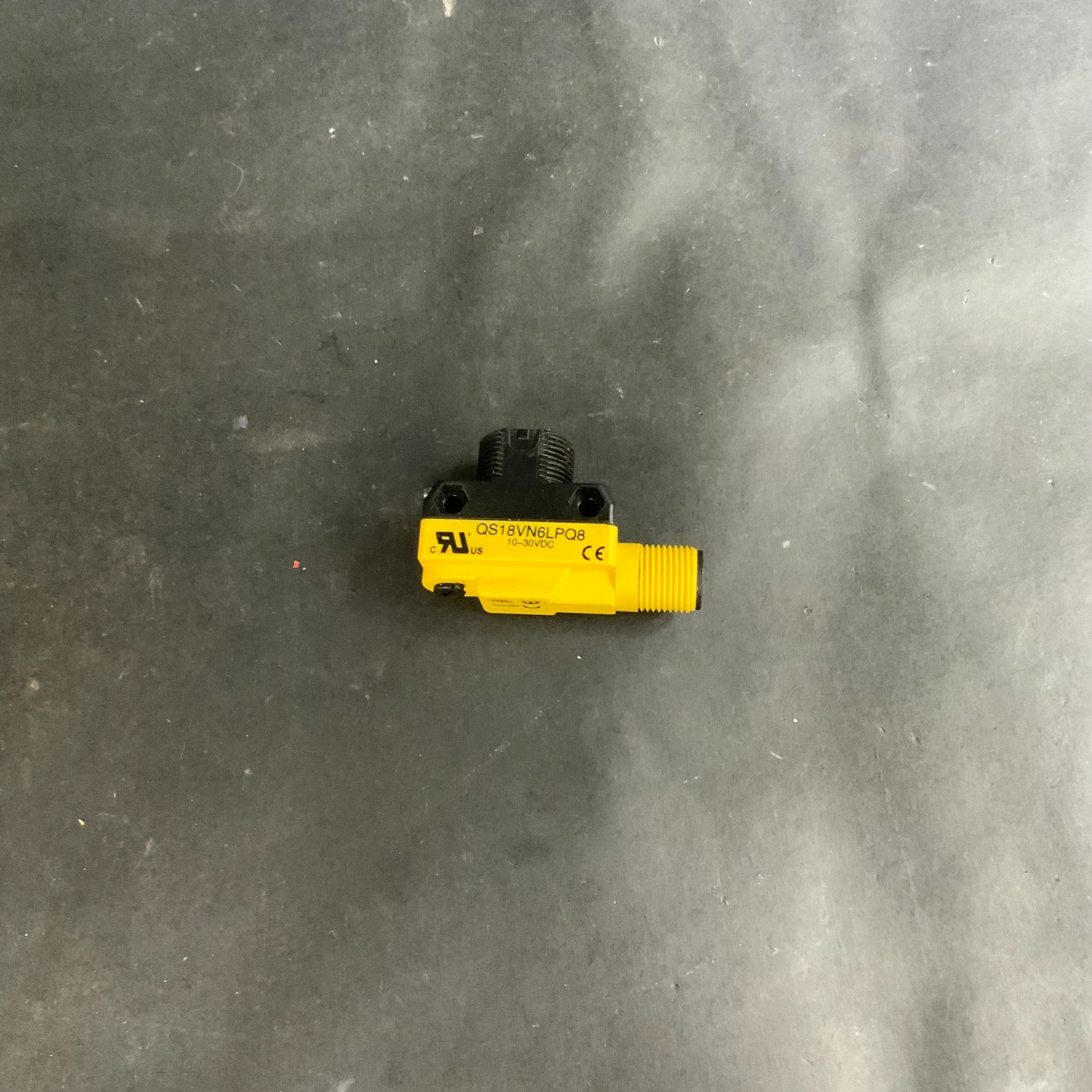 Used BANNER QS18VN6LPQ8 PHOTOELECTRIC SENSOR ($20 OBO)