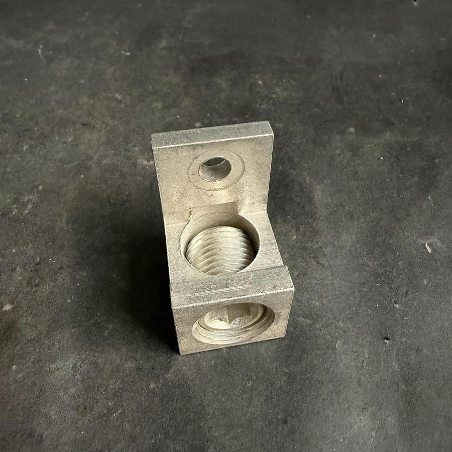 Used ILSCO D3877 TERMINAL LUG
