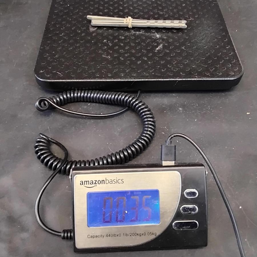 Used GST INC 100MM 310 NOTCHED STUD-GROUP OF 5 ($5.20 OBO)