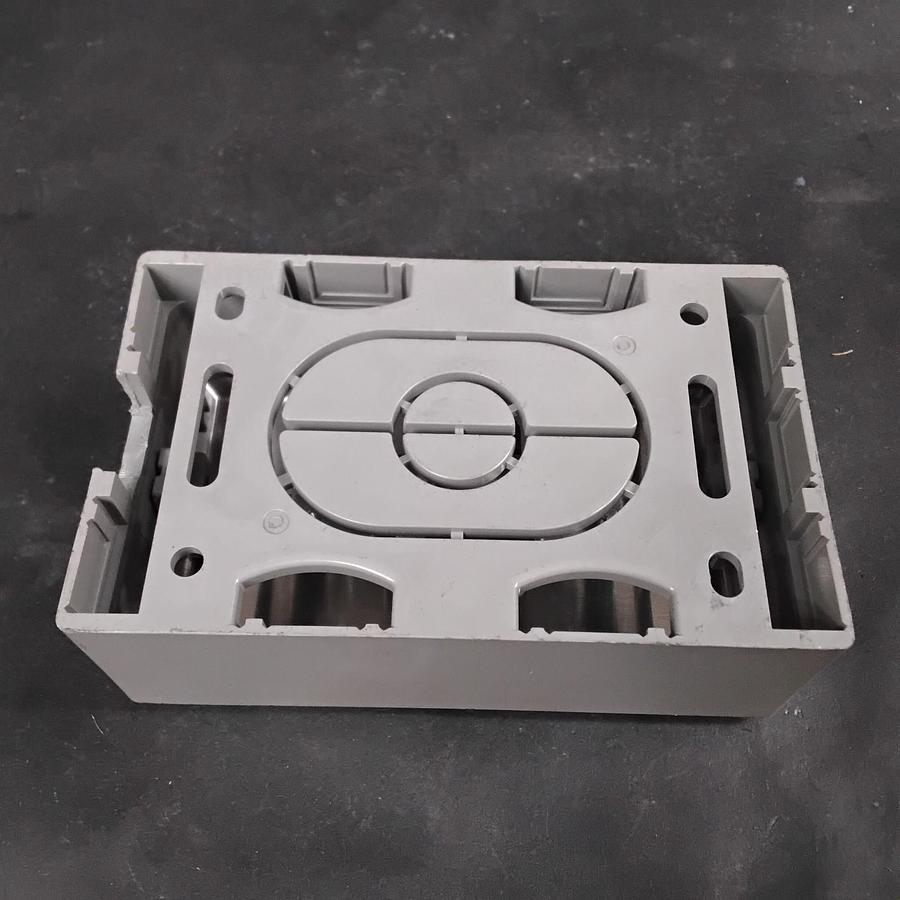 Used 15A STAINLESS STEEL RECEPTACLE OUTLET ($14 OBO)