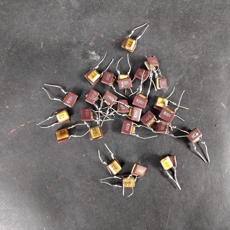Used IH473K CAPACITORS ($4 OBO)