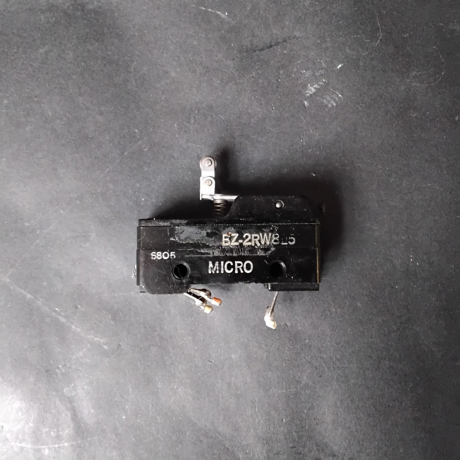 Used HONEYWELL BZ-2RW825 MICROSWITCH ($6 OBO)
