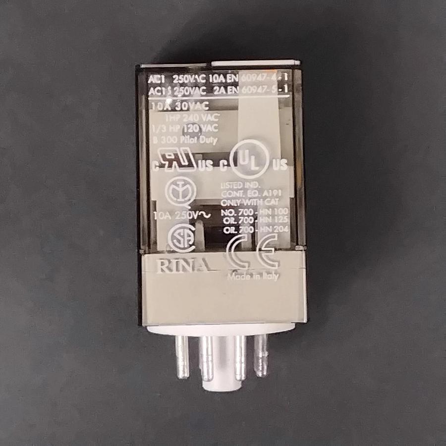 Used ALLEN BRADLEY 700-HA32A1 SERIES D ($10 OBO)