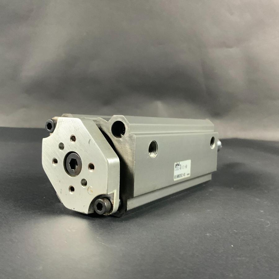 Used PHD CTD1U 40x3-BB PNEUMATIC CYLINDER ($40 OBO)