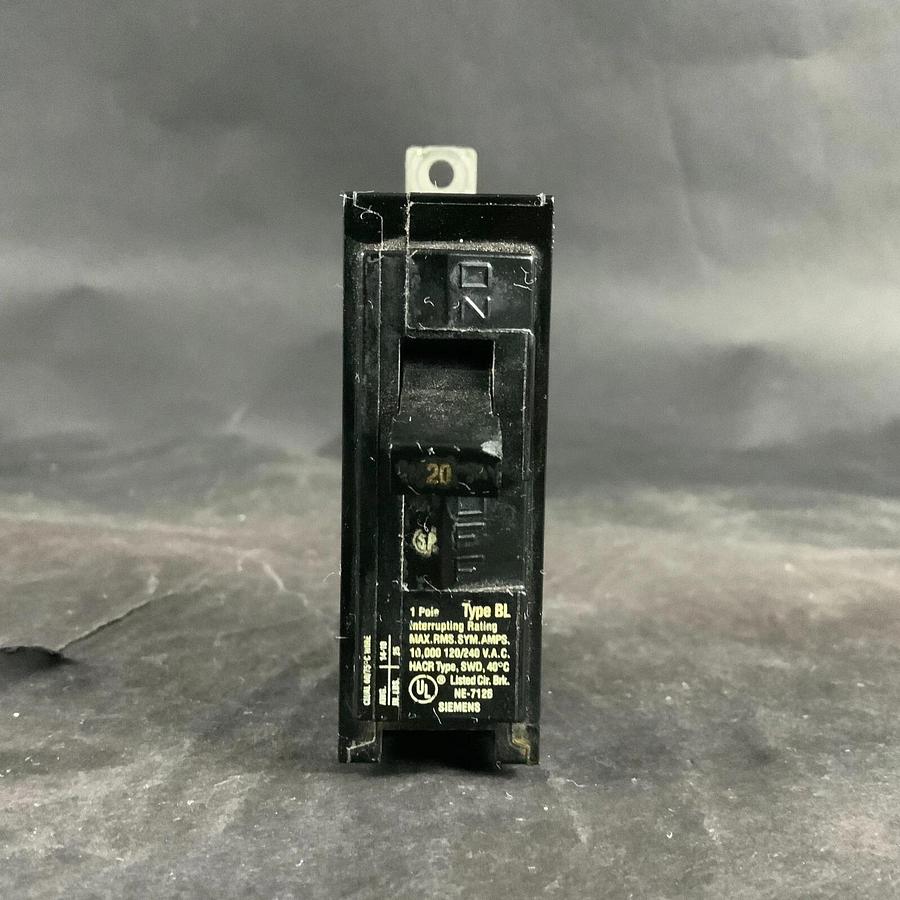 SIEMENS ITE NE-7126 CIRCUIT BREAKER ($10 OBO)